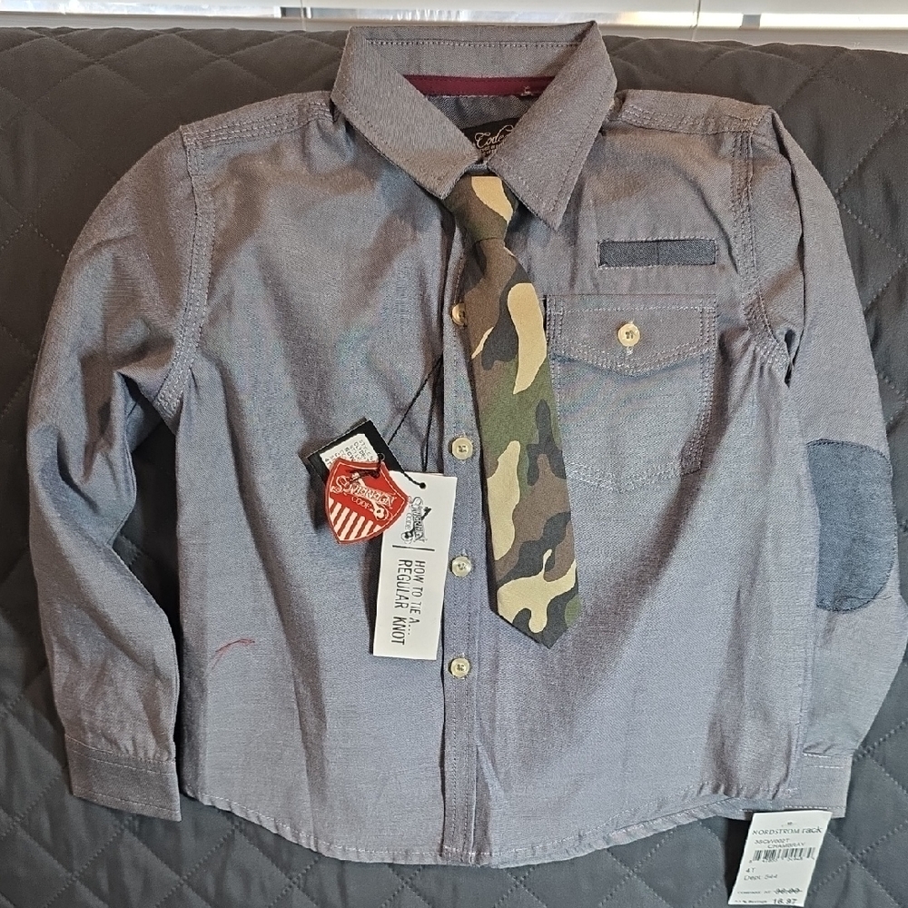 Sovereign Code Kids Gray Button-Down Shirt with Camo Tie